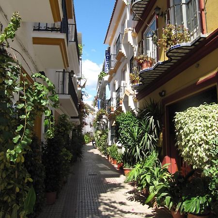 Hostal La Pilarica Marbella Eksteriør billede
