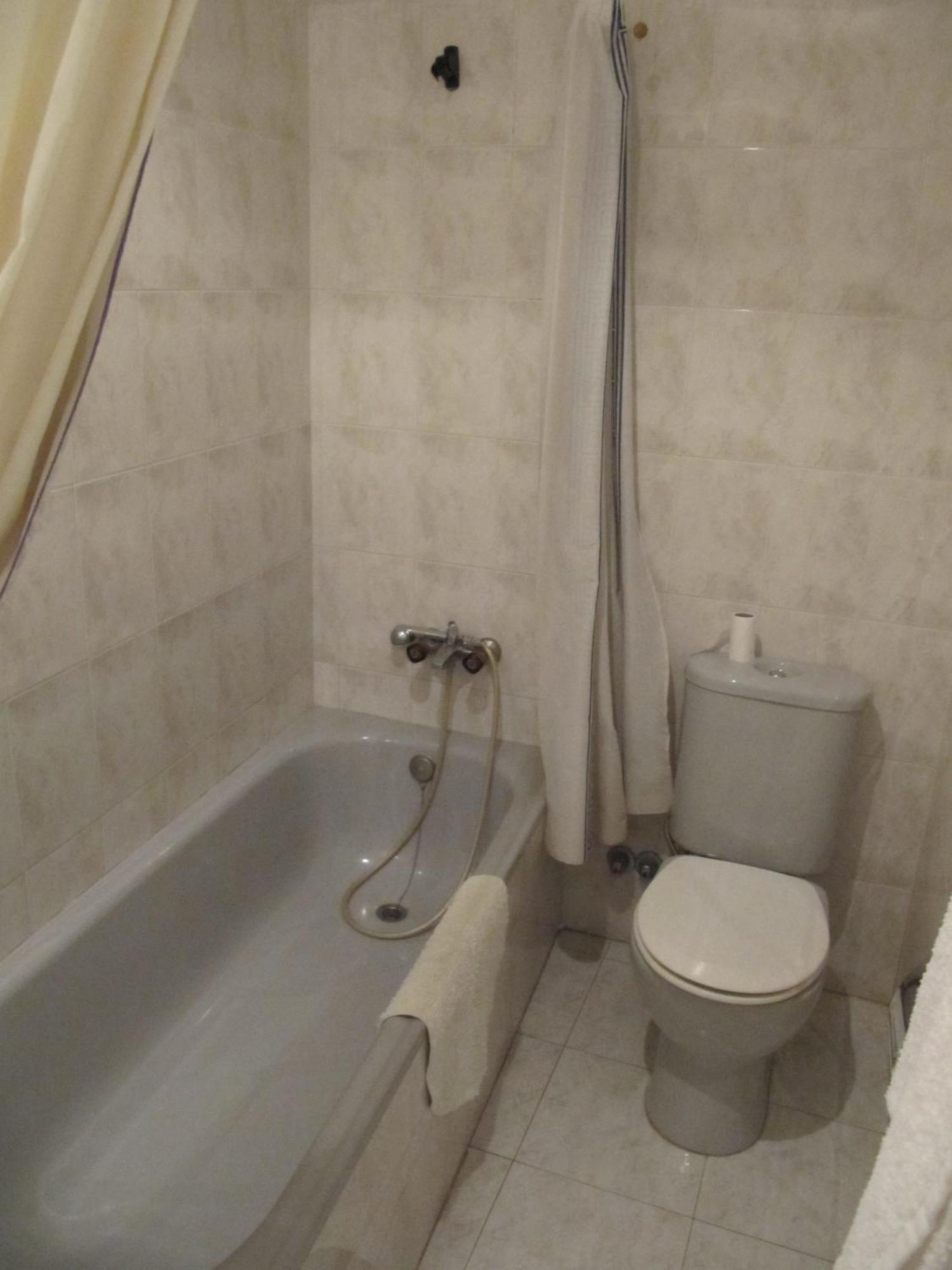Hostal La Pilarica Marbella Værelse billede
