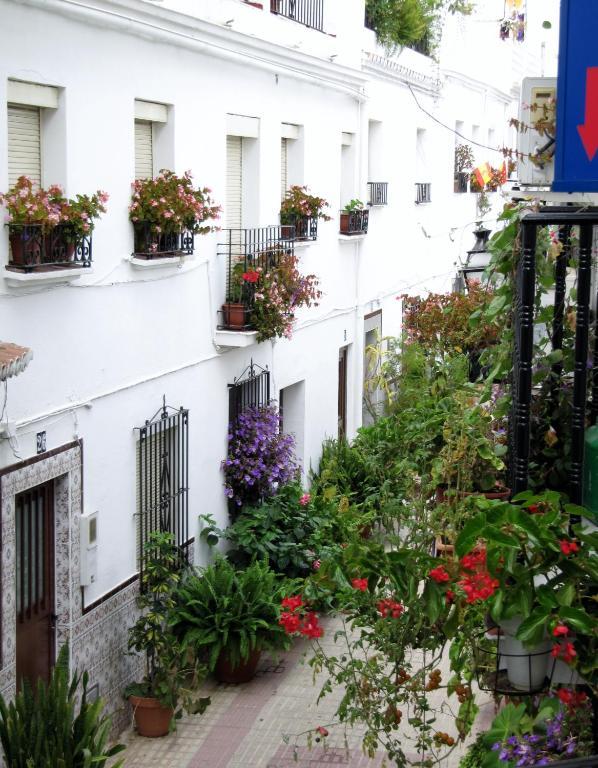 Hostal La Pilarica Marbella Eksteriør billede