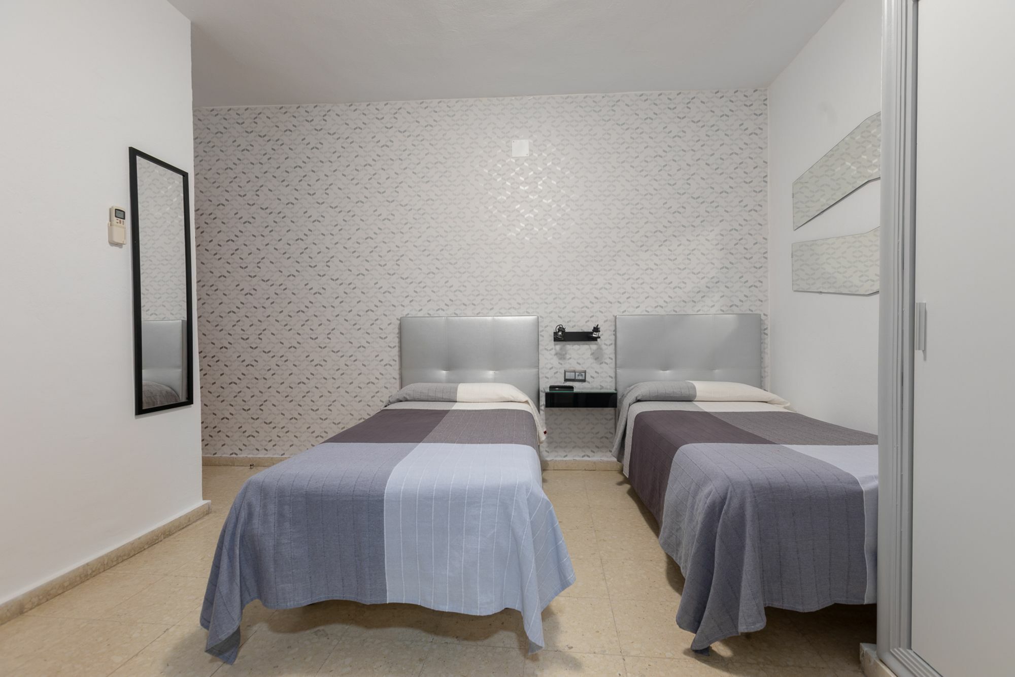 Hostal La Pilarica Marbella Eksteriør billede