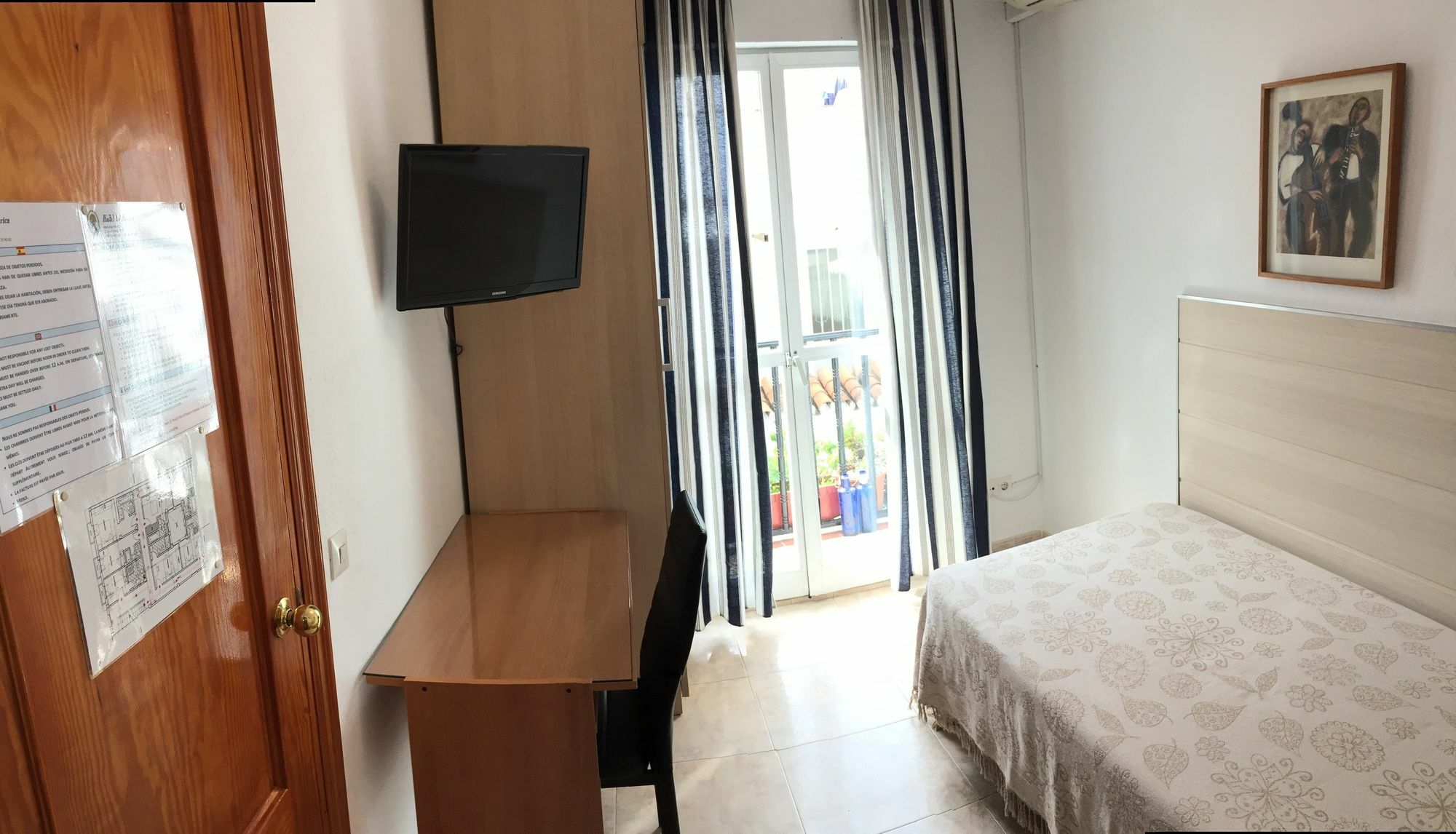 Hostal La Pilarica Marbella Eksteriør billede